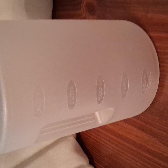 3  Storage Containers - Picture 5 of 5